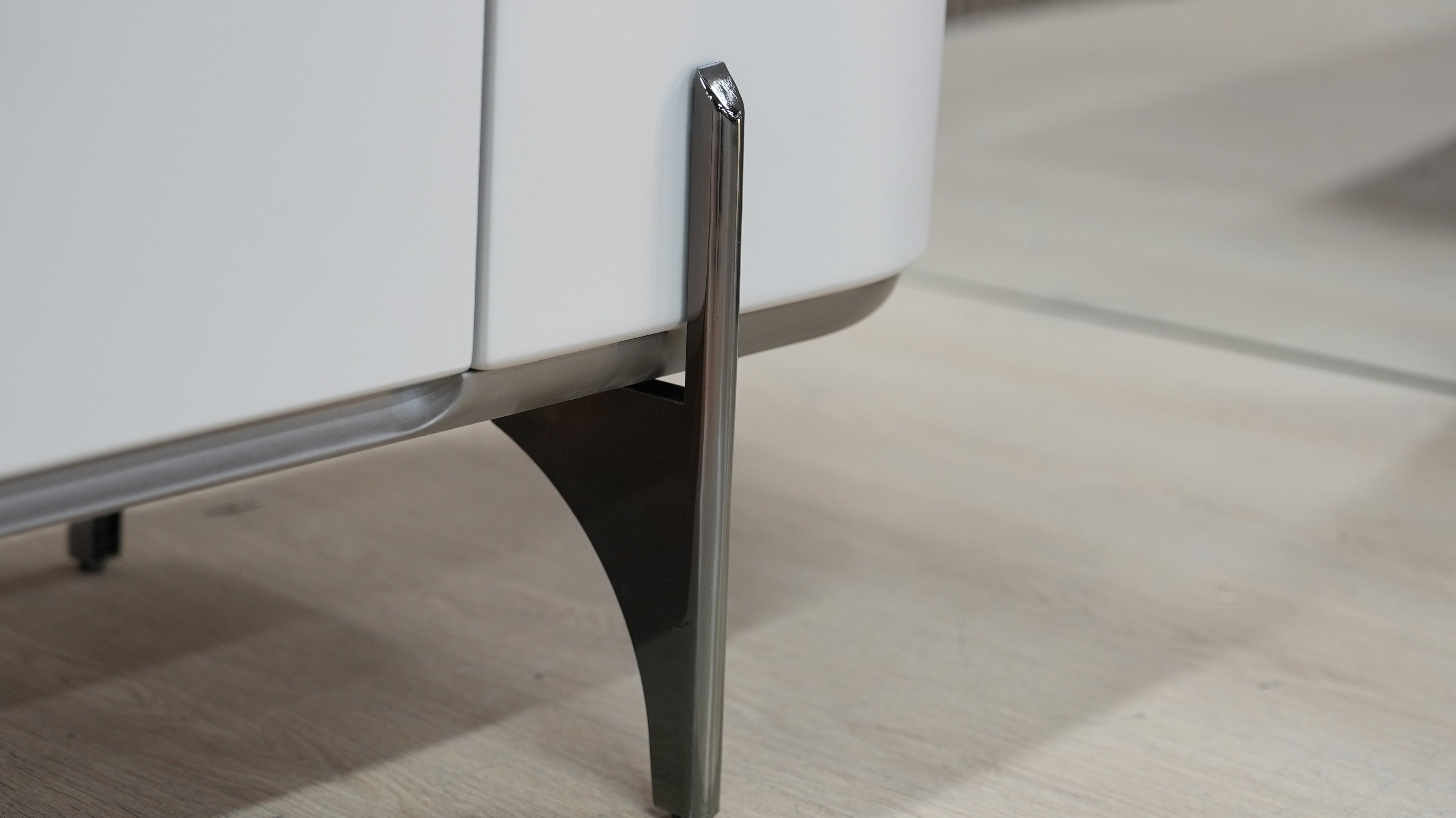 מזנון דגם "ברונזה"