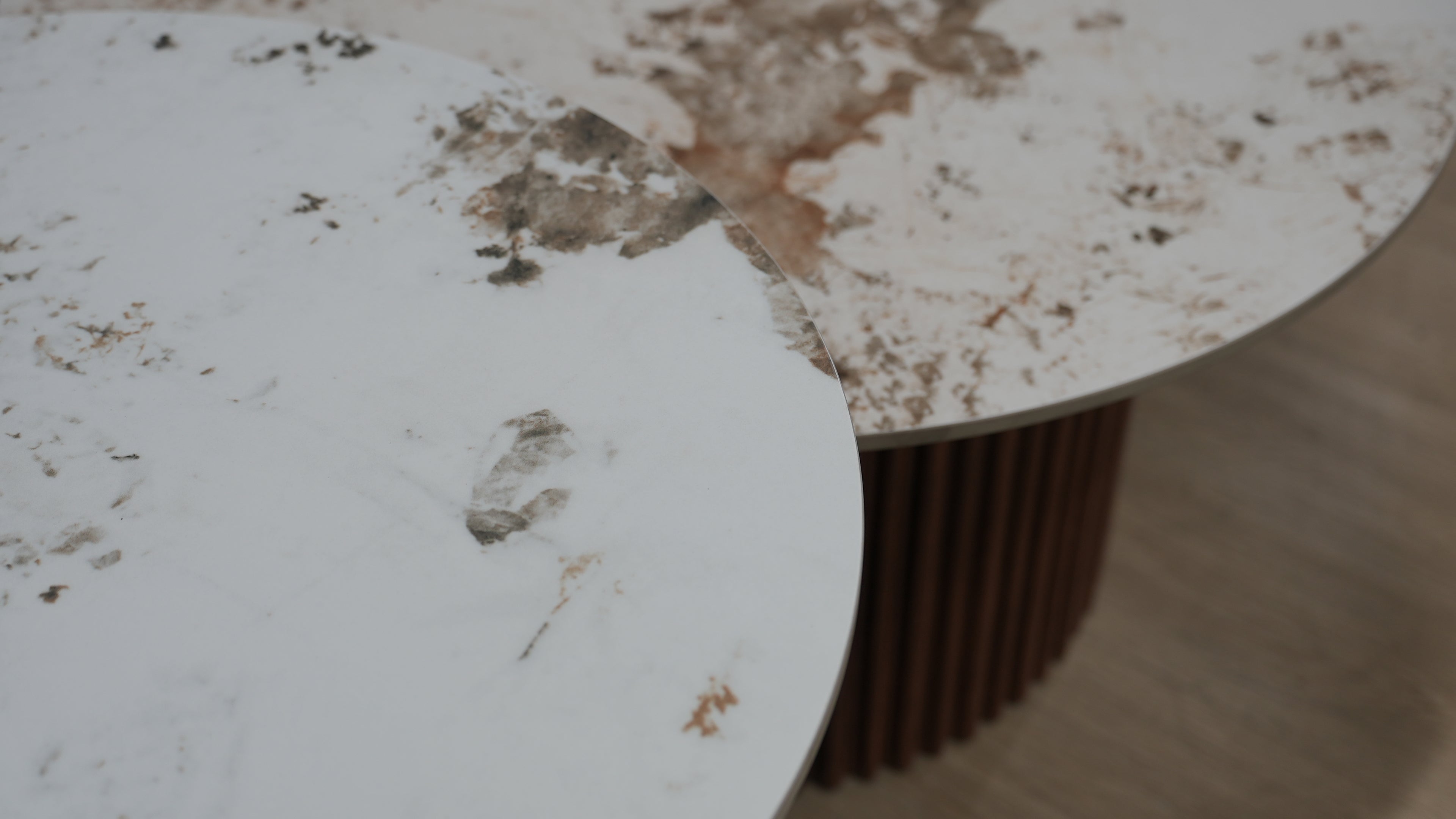 שולחן דגם "אבן"