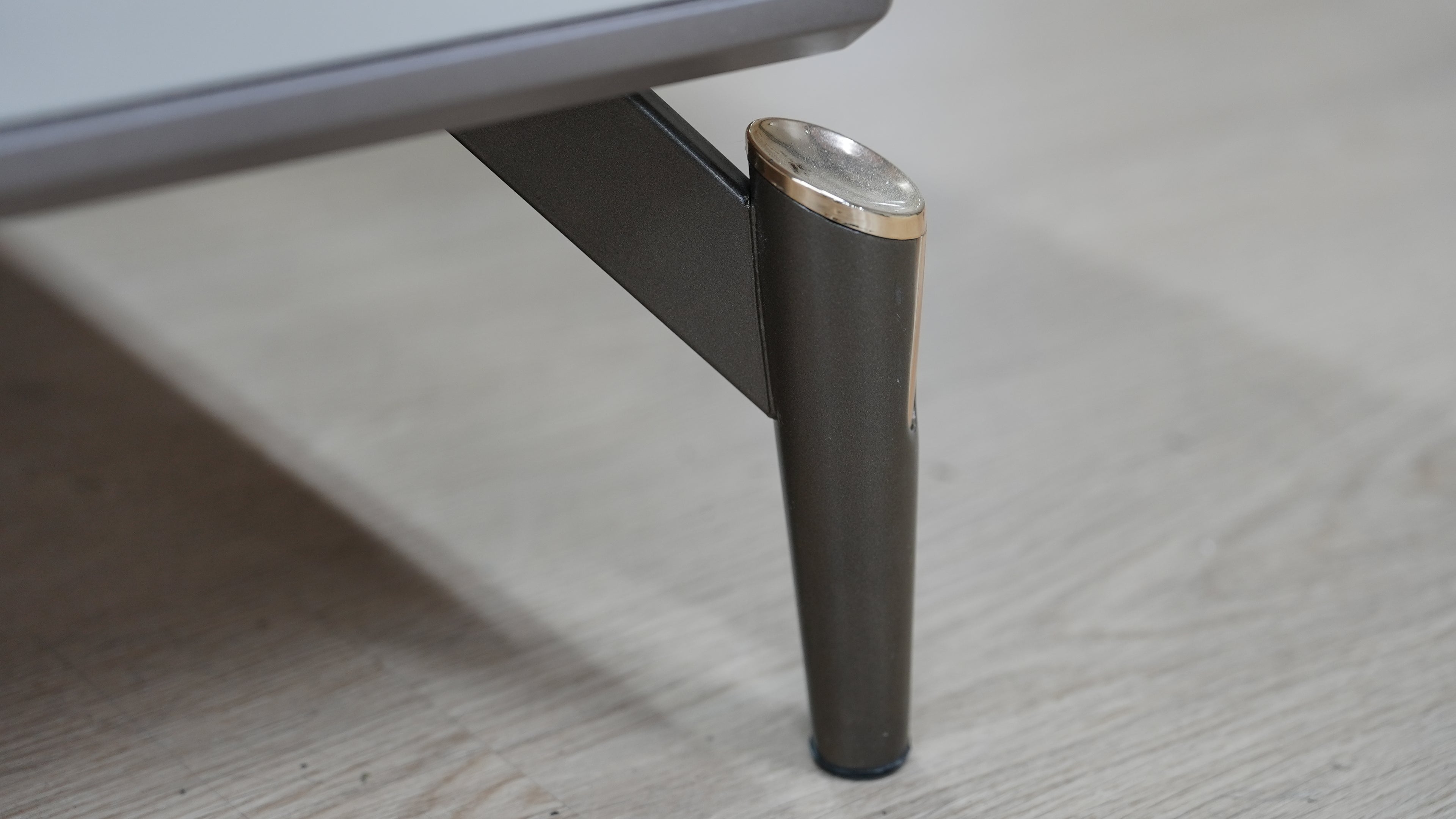 שולחן סלון דגם "לאונרדו"