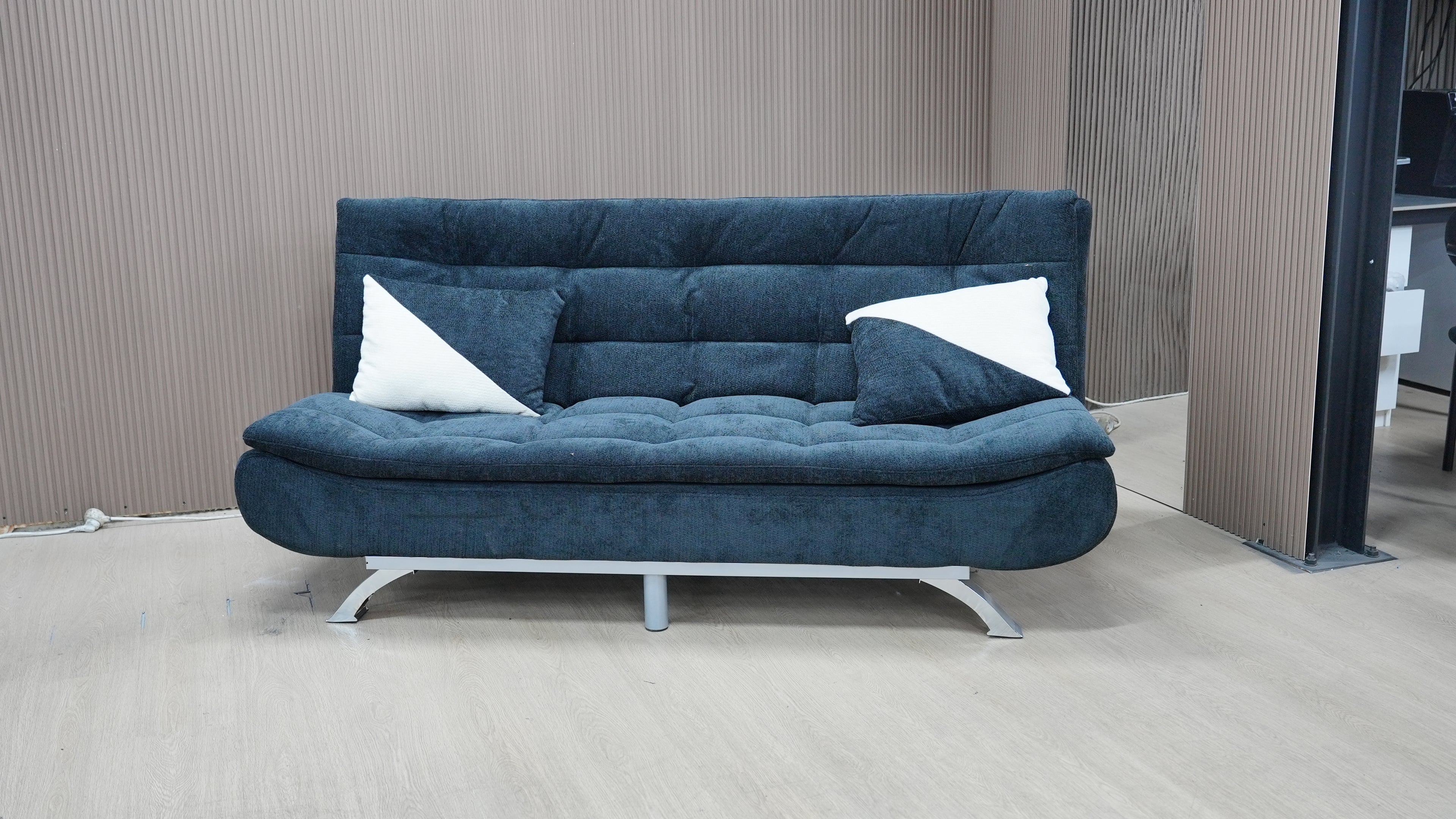 ספה דגם "קליק קלאק"