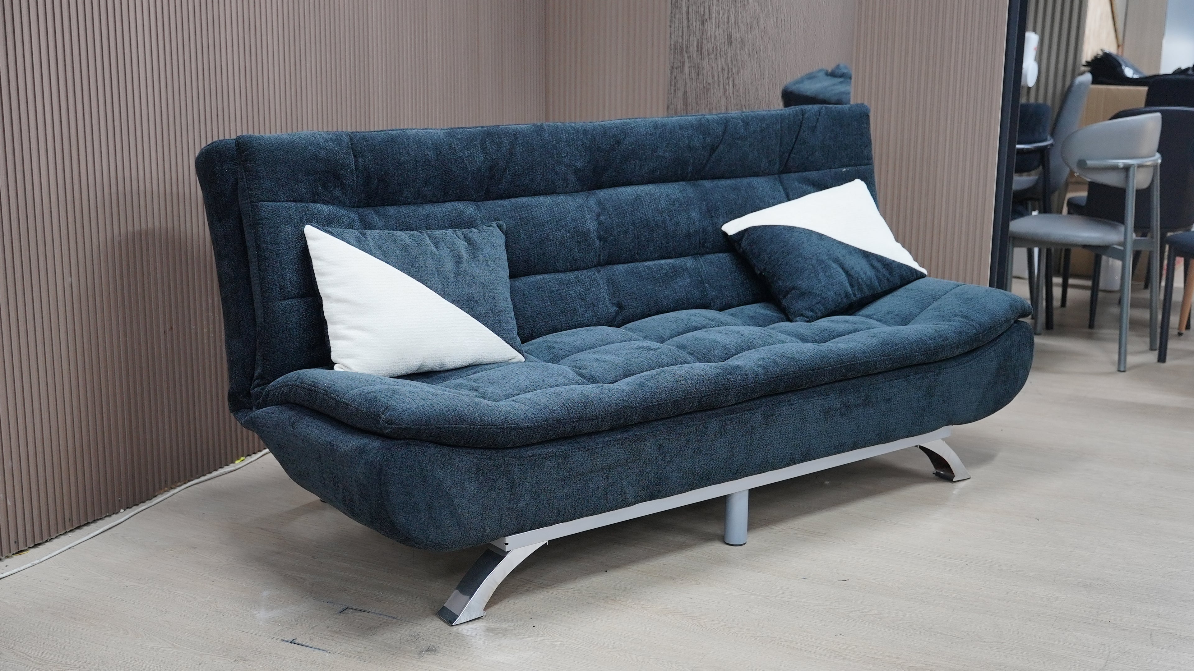 ספה דגם "קליק קלאק"